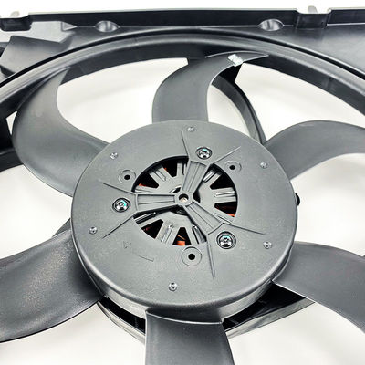 Wentilator chłodzący grzejnik 12V z zabezpieczonym bezpiecznikiem dla BMW serii 3 2005-2012 2.0L
