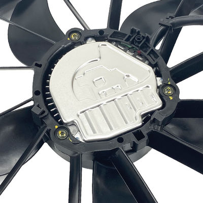 Długotrwały radiator Jeep Modele Elektryczne wentylatory chłodzące o mocy 600W 583322567 68437465AA