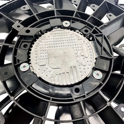 Jaguar XEL XFL 2017 2.0T Radiator Długotrwałe wentylatory pomocnicze do chłodzenia